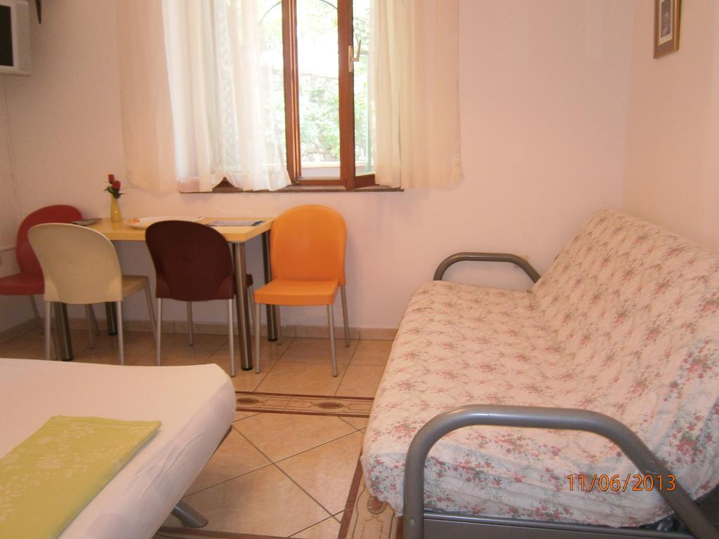 Villa Miranda - Croazia Omis Bilik gambar